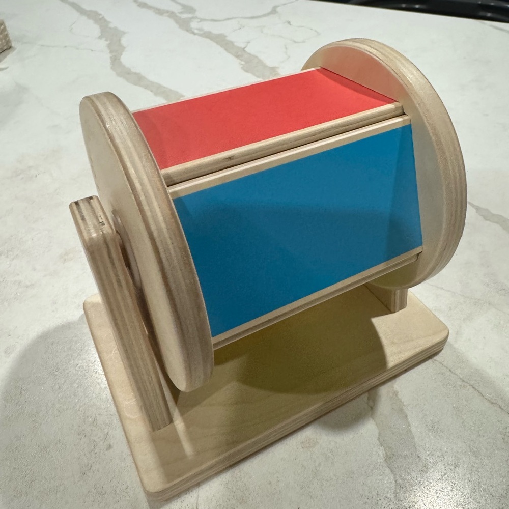 Lovevery rainbow spinner